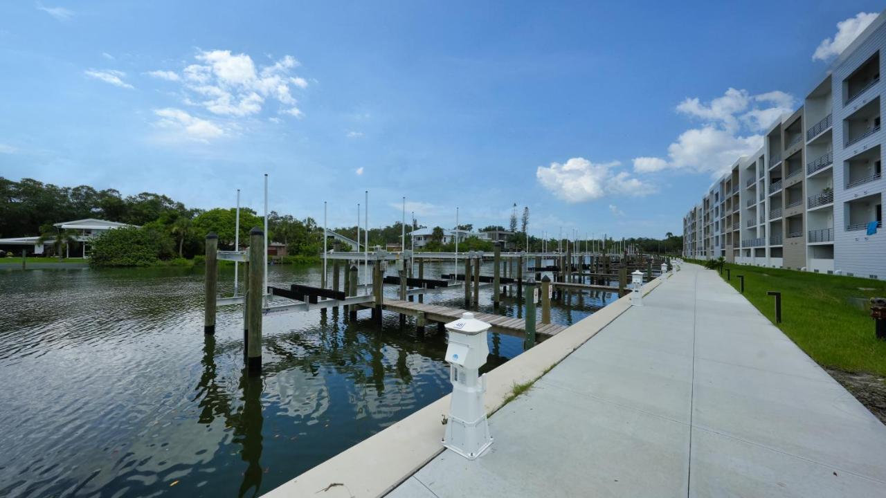 All-New, Waterfront Condo In Downtown Sarasota! Exterior foto