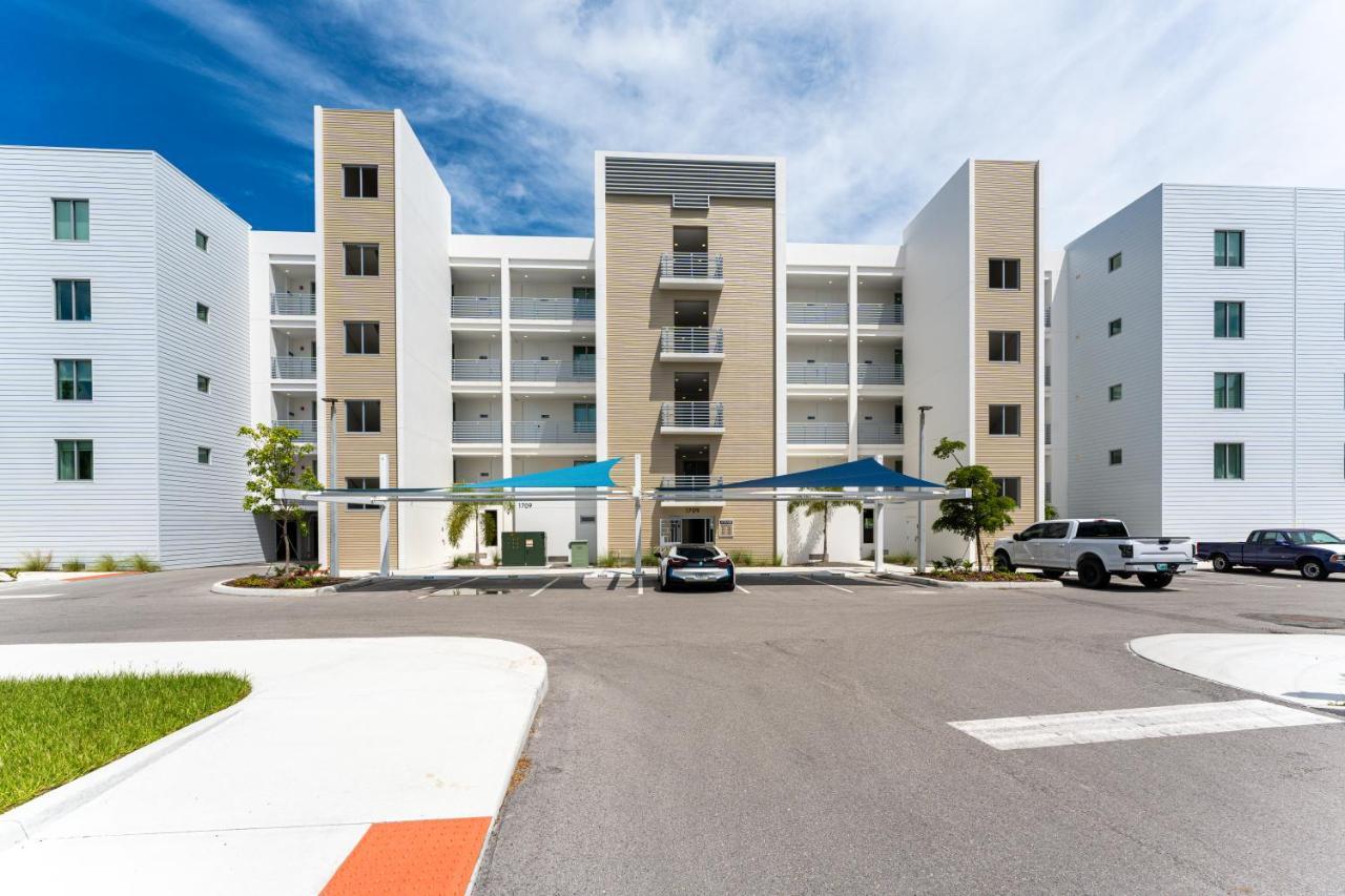 All-New, Waterfront Condo In Downtown Sarasota! Exterior foto