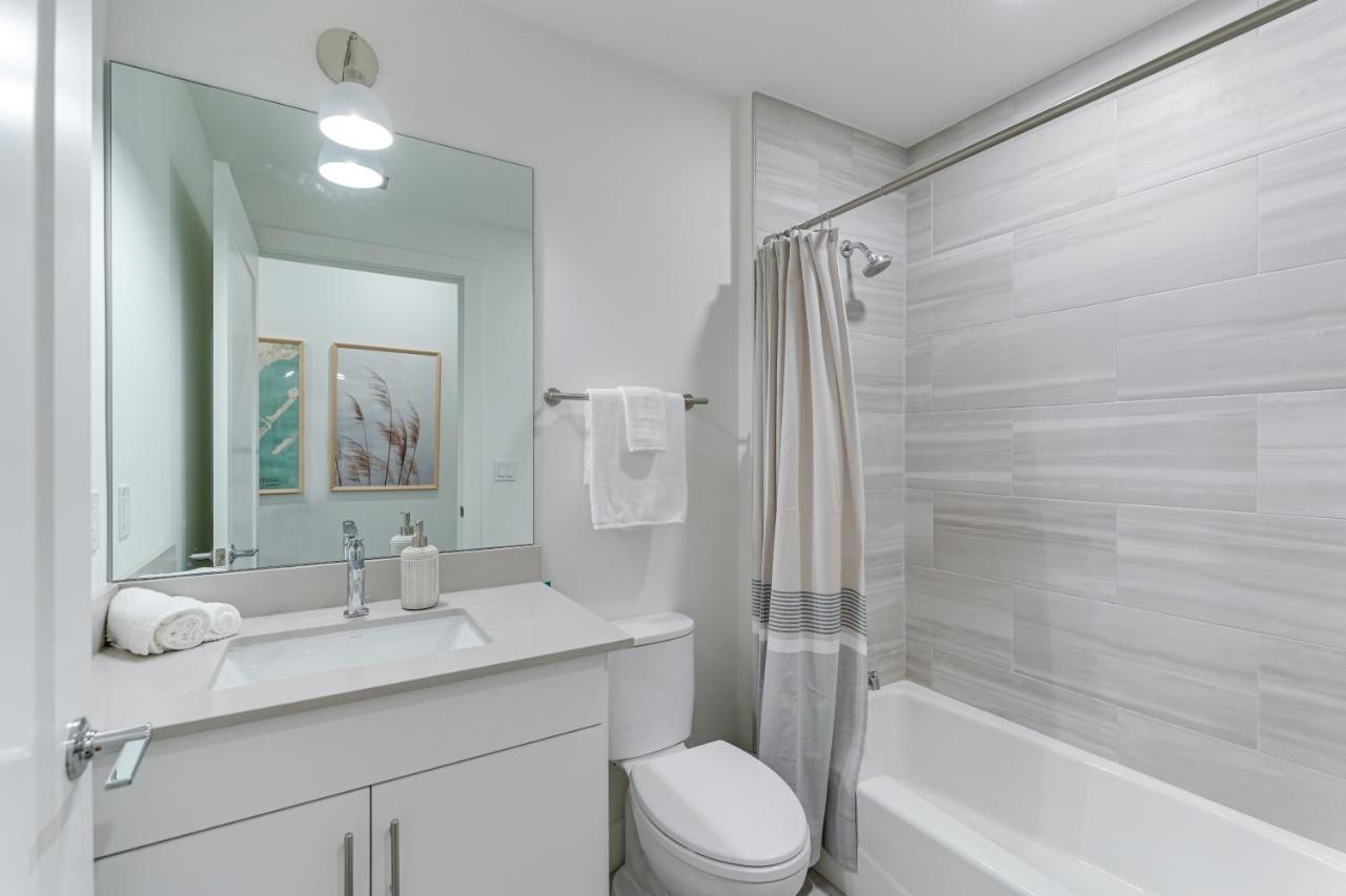 All-New, Waterfront Condo In Downtown Sarasota! Exterior foto